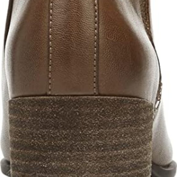 SOUL Naturalizer Women's Richy-Zip Ankle Boot, Banana Bread Brown - Picture 5 of 16